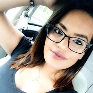 Meet your Posher, Karina